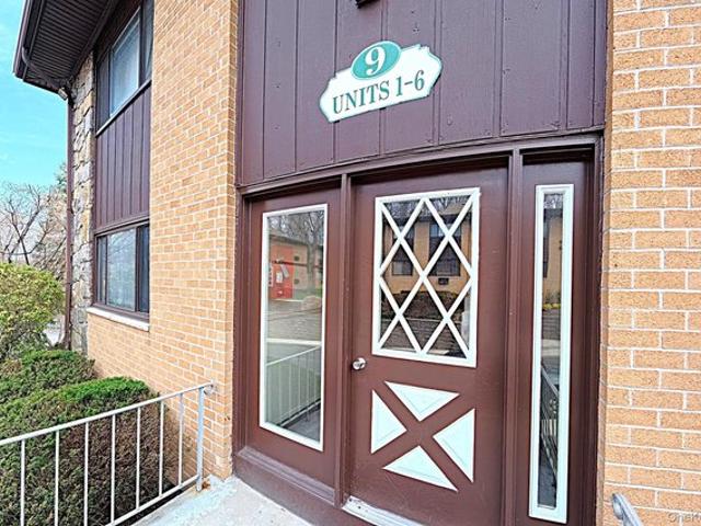 Condo for sale in Rockland, New York