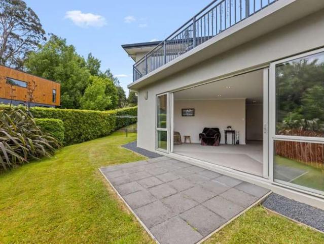 House for sale in Otakou