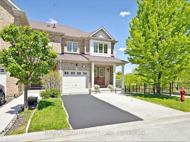 Townhouse for sale in Woburn, Ontario