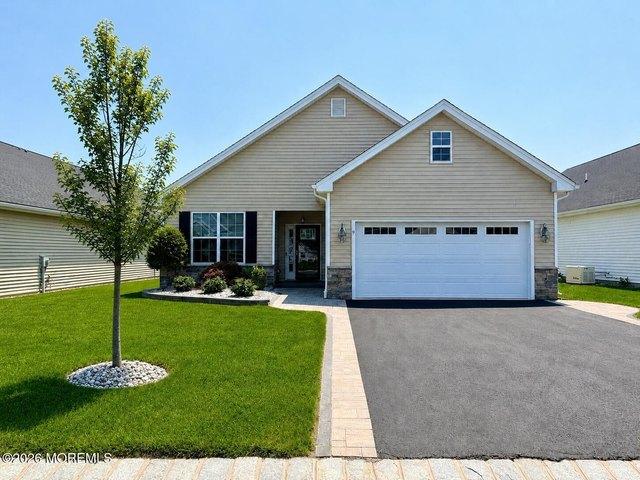 House for sale in Cream Ridge, New Jersey