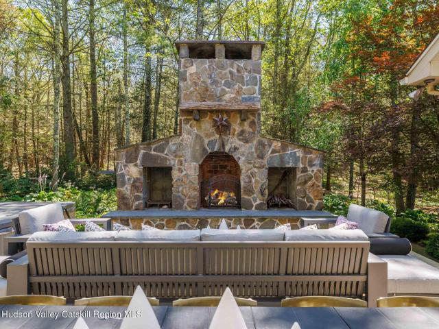 House for sale in Bloomington, New York