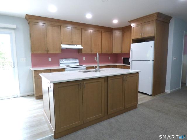 House for rent in Brookfield Center, Brookfield