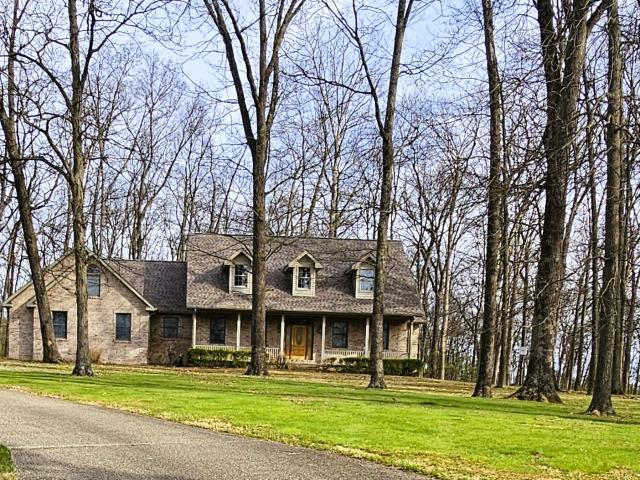 House for sale in Fairfield, Illinois