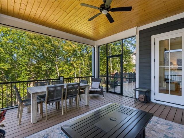 House for sale in Chestatee Golf, Dawsonville