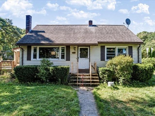 House for sale in Cherry Valley, Leicester