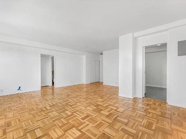 Property for rent in Arverne, New York