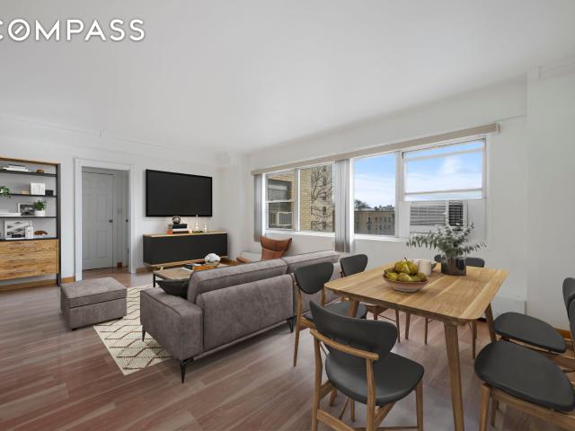 Property for sale in The Bronx, Arverne
