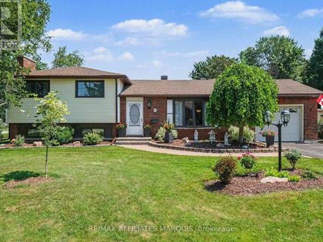 House for sale in Rideau Lakes, Ontario