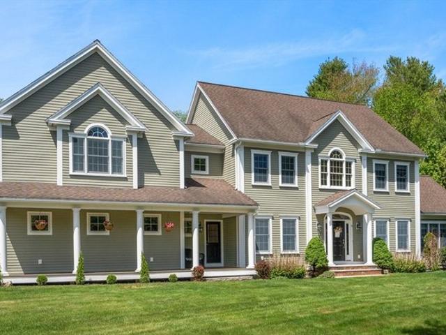 House for sale in North Reading, Massachusetts