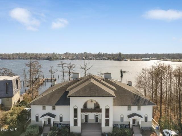 Condo for sale in Elizabeth City, North Carolina