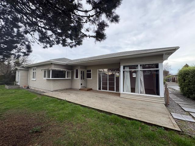 House for rent in Chaslands, Canterbury