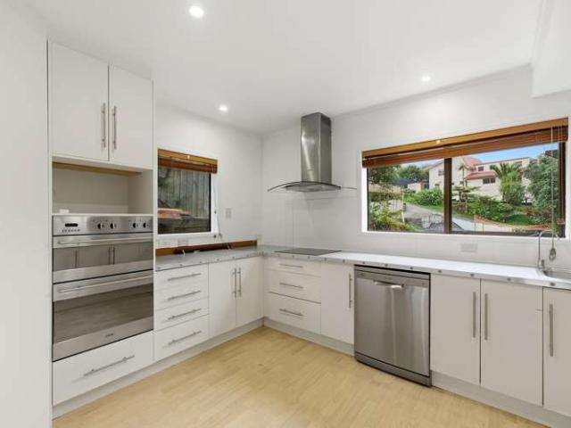 House for rent in Wairau Valley