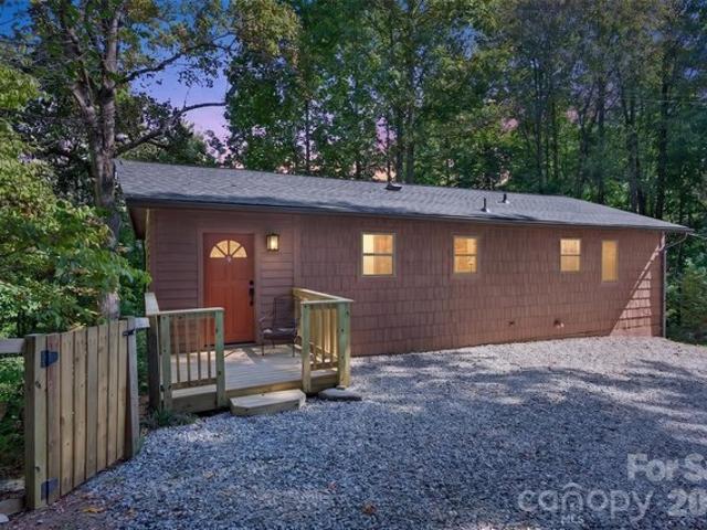 House for sale in Weaverville, North Carolina