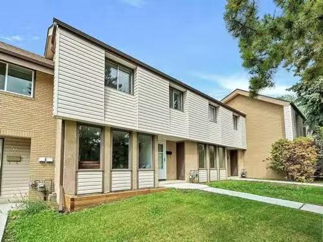 Condo for sale in St. Albert
