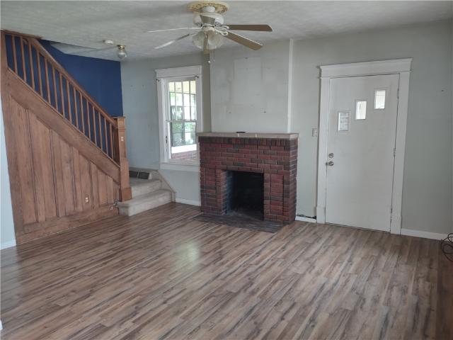 House for sale in Edinburg, Pennsylvania