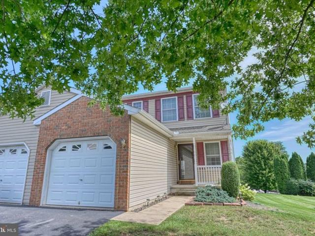 Townhouse for sale in Lebanon, Pennsylvania