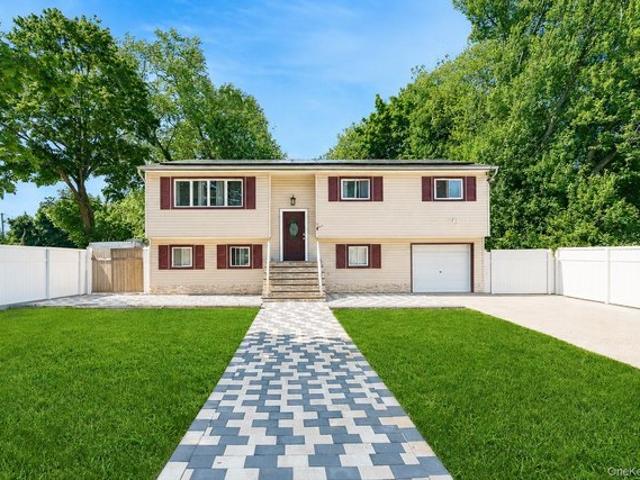 House for sale in Babylon, New York