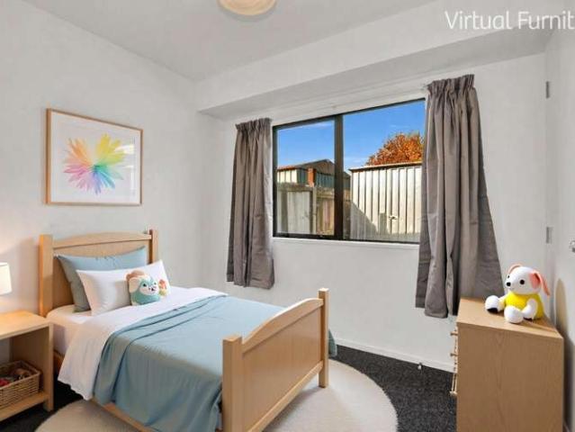 House for sale in Chaslands, Canterbury