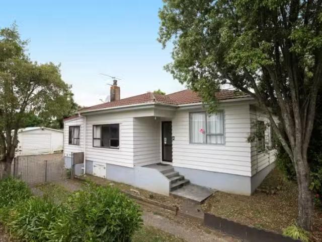 House for sale in Awhitu