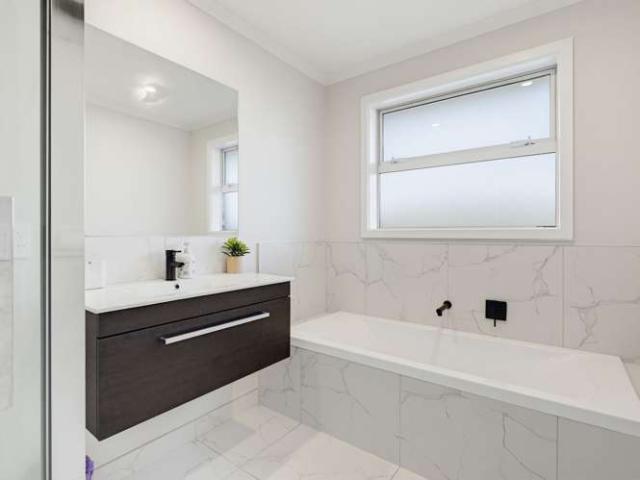 House for sale in Otakou