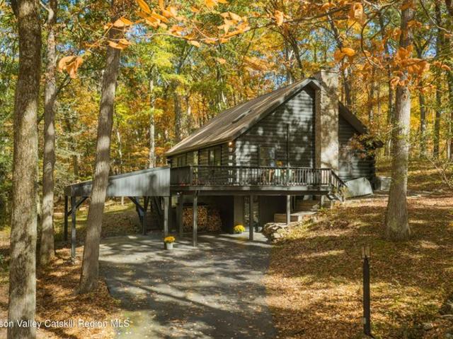 House for sale in Village of Ravena, Town of Coeymans