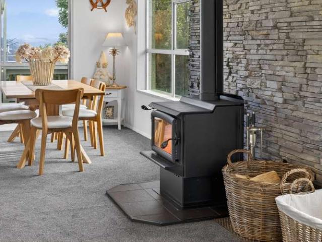 House for sale in Little Akaloa, Canterbury