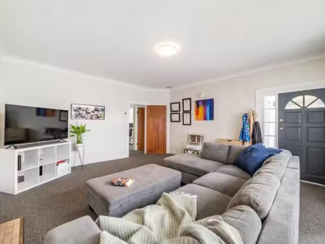 House for sale in Days Bay, Wellington
