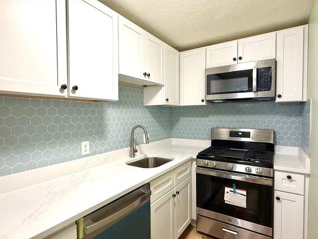 Condo for sale in Billerica, Massachusetts