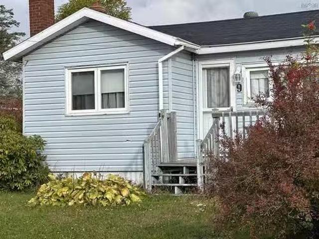 House for sale in Reserve Mines, Nova Scotia