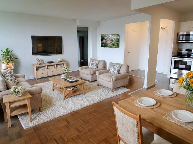 Apartment for rent in Toronto, Golden Horseshoe
