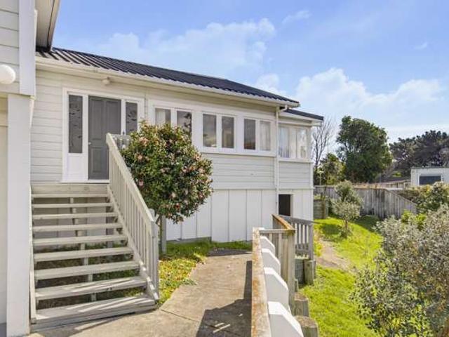 House for sale in Raumati Beach, Paraparaumu