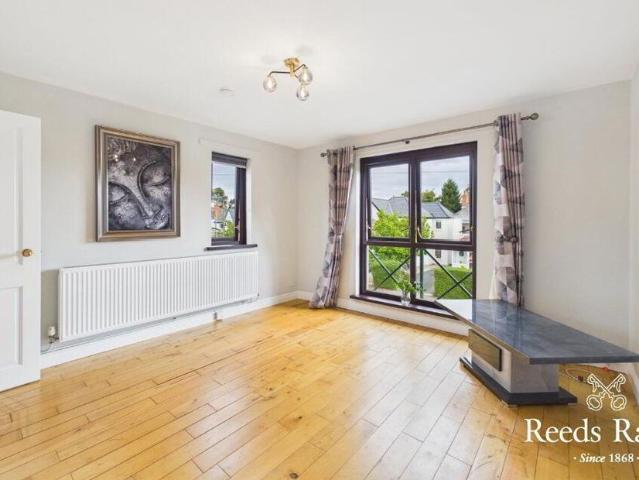 Apartment for rent in Belmont, Northern Ireland
