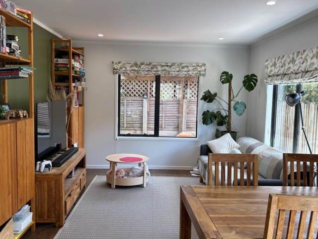 House for rent in Northcote, Kaipātiki