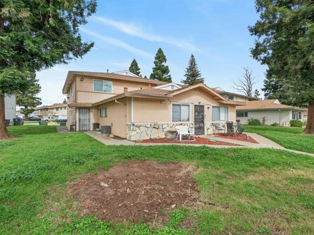 Condo for sale in Sacramento, California