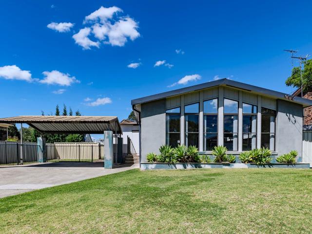 House for rent in Wallacia, Sydney