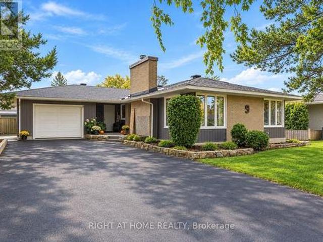 House for sale in College, Ottawa