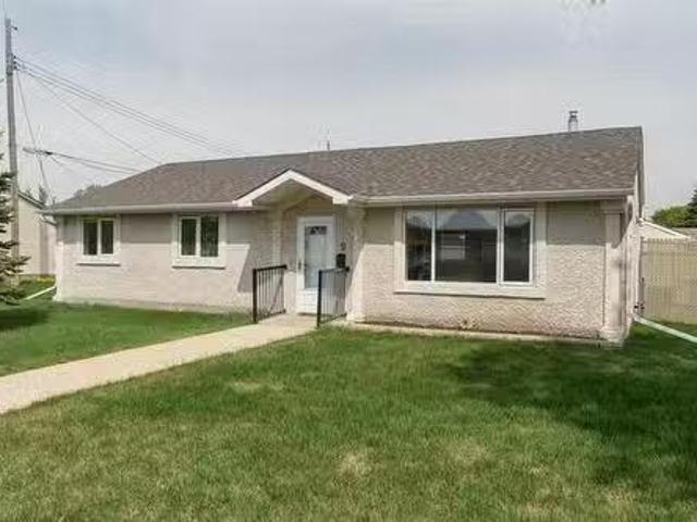 House for sale in East St. Paul, Manitoba
