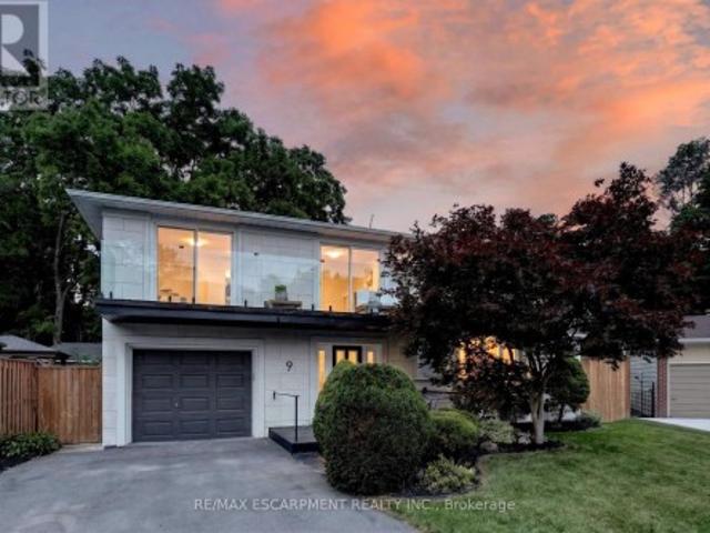 House for sale in Ancaster, Ontario