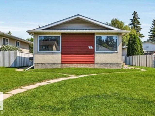 House for sale in Spruce Grove, Alberta