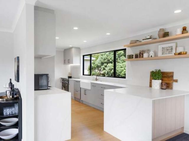 House for sale in Hillsborough