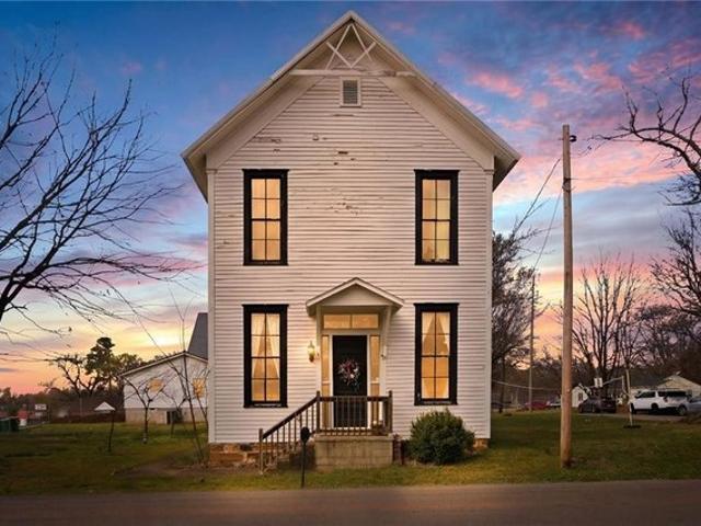 House for sale in Ark