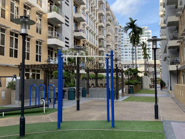 Apartment for rent in Macpherson
