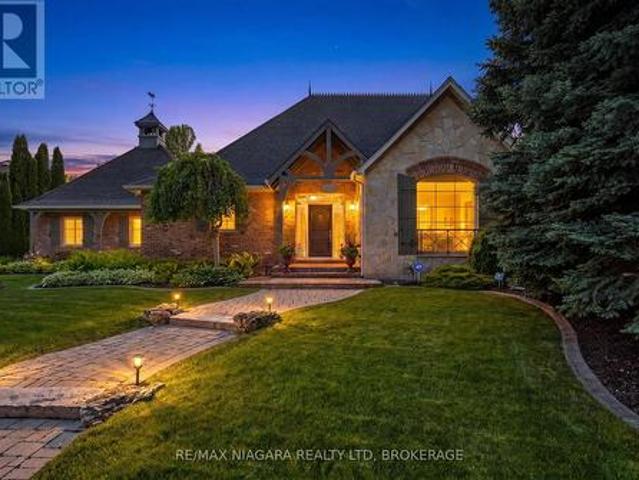 House for sale in Niagara, Ontario