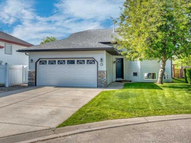 House for sale in Maplewood, Strathmore