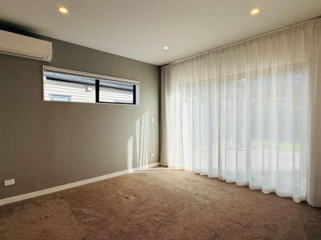 House for rent in Orewa