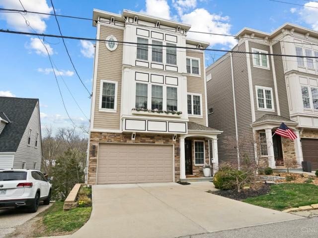 Duplex for rent in Dayton