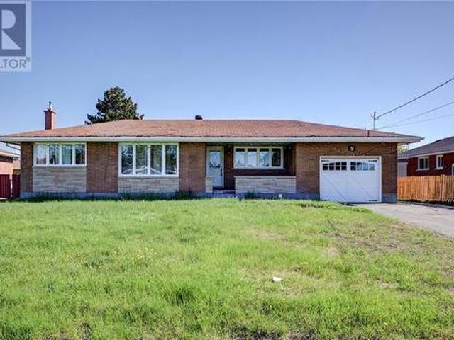 House for sale in Essex, Ontario