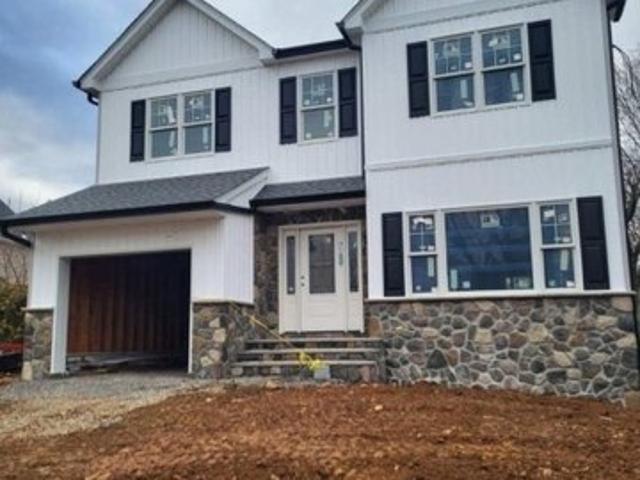 House for sale in Bernardsville, New Jersey