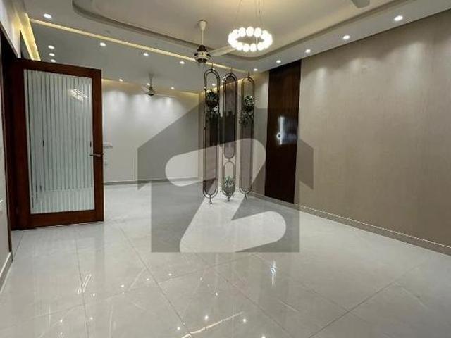 House for sale in Faisalabad, Islamabad Capital Territory