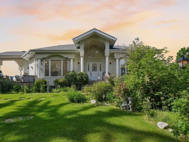 House for sale in Castle Island, Alberta
